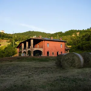  Vakantieboerderij Relais Sant'ambrogio